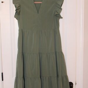Elegant Green Ruffle Sleeve Dress
